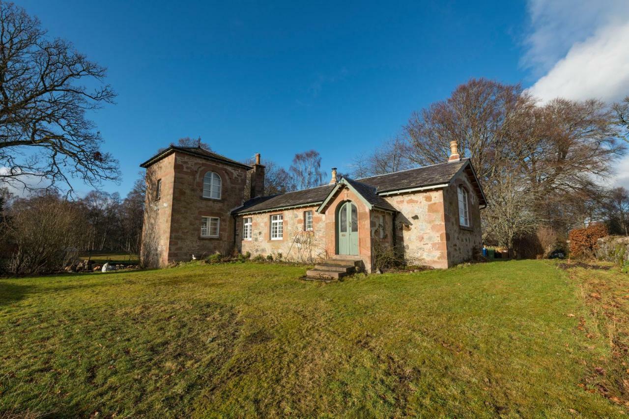 Villa Evelix, The Old School House Muir of Ord Exterior foto